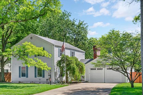 1902 E Cardinal St, Springfield, MO, 65804-4329 | Card Image