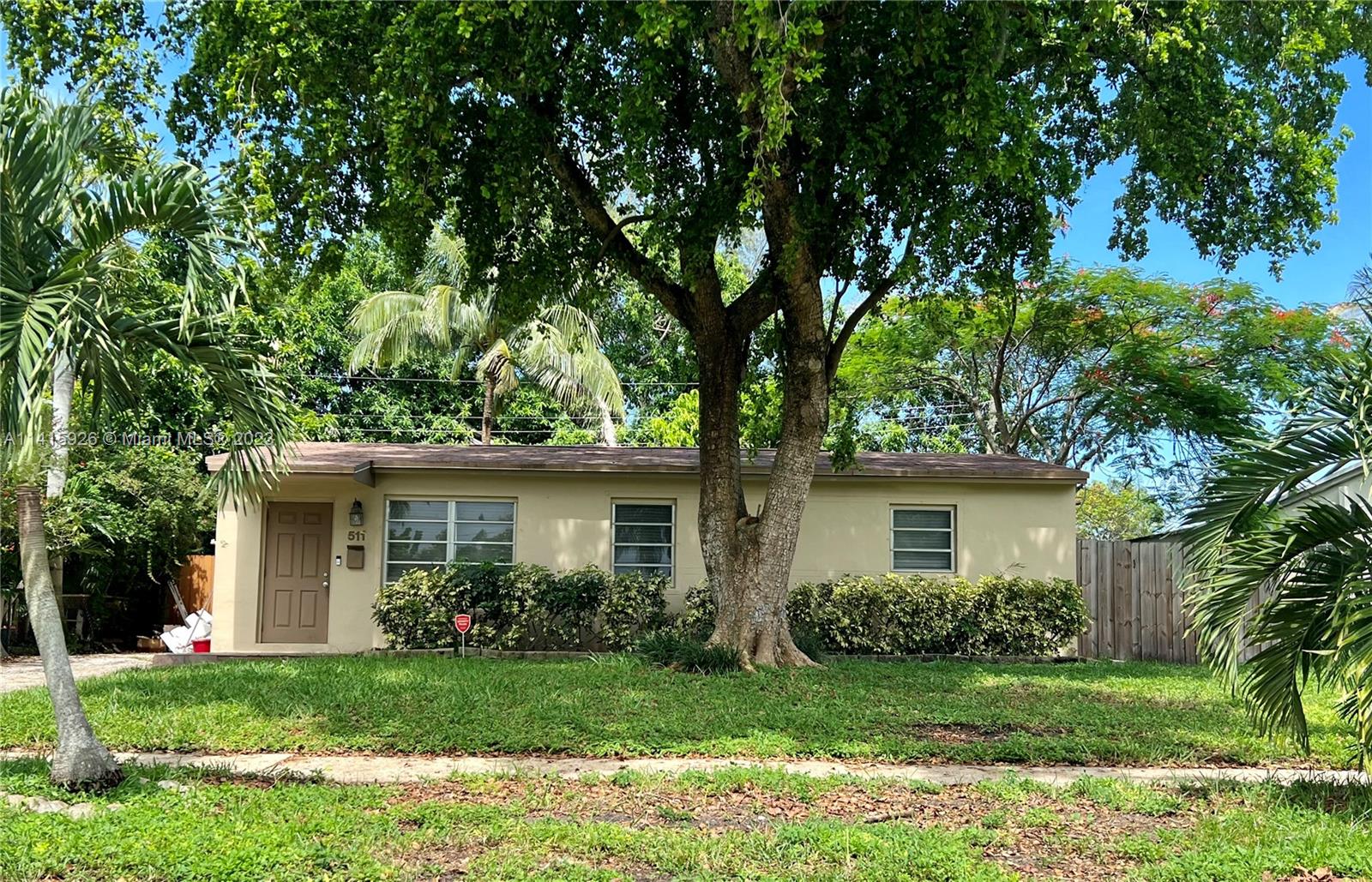 68th Ter, Hollywood, FL 33024