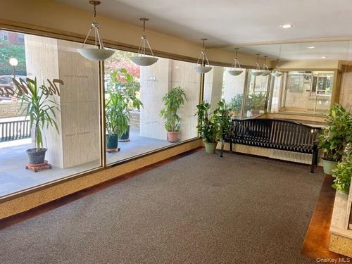 apt-6s-52 39th Dr, Woodside, NY, 11377-4061 | Card Image