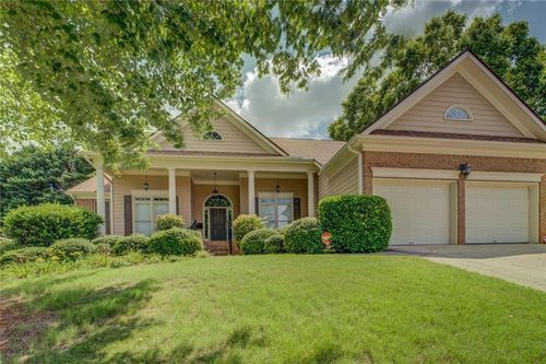 1065 Chippewa Oak Dr, Dacula, GA, 30019-1286 | Card Image