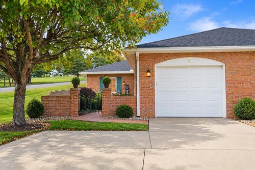 2 John Street, Chillicothe, OH, 45601 | Card Image