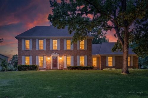 8315 Richards Rd, Lenexa, KS, 66215-2831 | Card Image