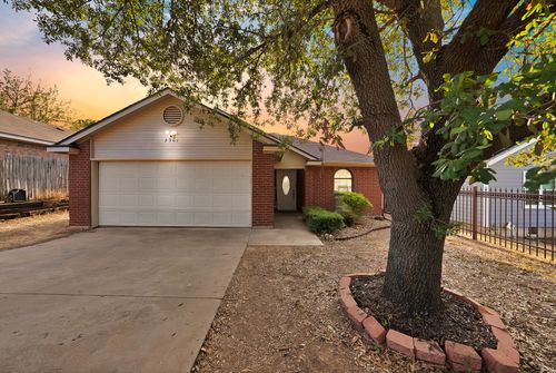 2961 Roosevelt Avenue, Fort Worth, TX, 76106 | Card Image