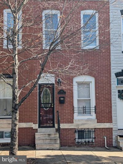 123 N Potomac Street, Townhouse with 3 bedrooms, 2 bathrooms and null parking in BALTIMORE MD | Image 3