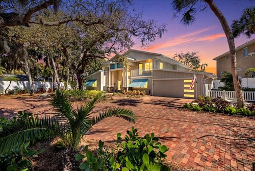 5045 Oxford Dr, SARASOTA, FL, 34242-1407 | Card Image