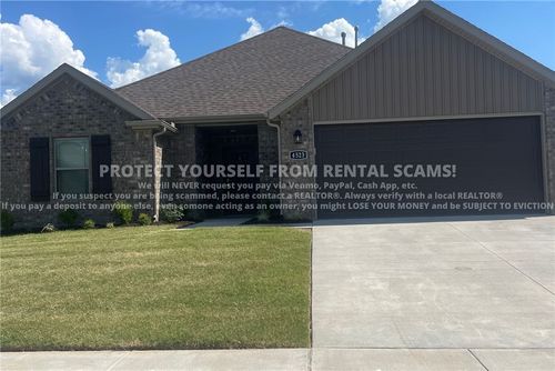 4523 W Havana Ave, Fayetteville, AR, 72704-4042 | Card Image