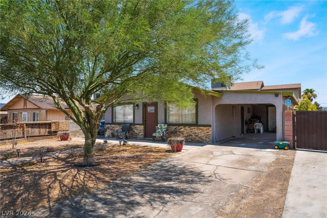 Evelyn Ave, Henderson, NV 89011
