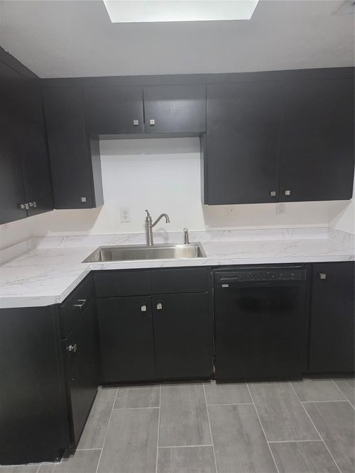 7712-7712 Challie Ln, Houston, TX, 77088-4214 | Card Image