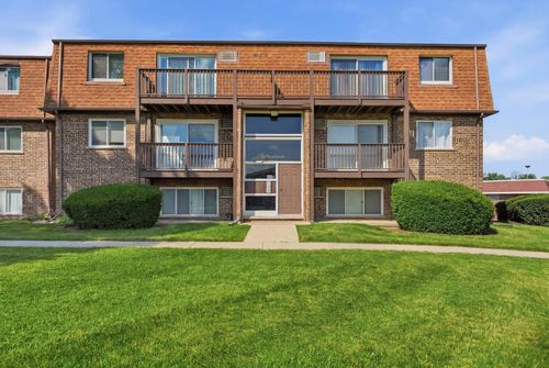 2w-101 Boardwalk St, Elk Grove Village, IL, 60007-3654 | Card Image