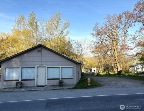 4984 Highway 25 S, Hunters, WA, 99137-9701 | Card Image