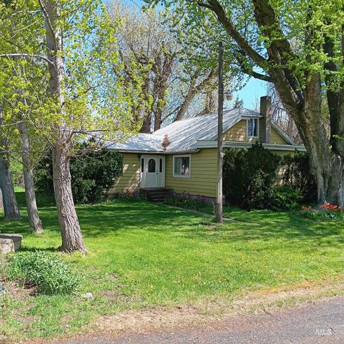 426 Highway 12 E, Pomeroy, WA, 99347-9688 | Card Image