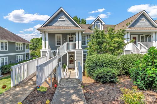 2601 Sagamore Ln, Asheville, NC, 28806-4825 | Card Image