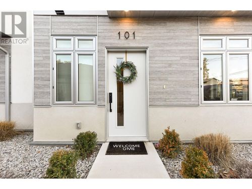 101-222 Lee Ave, Penticton, BC, V2A0G2 | Card Image