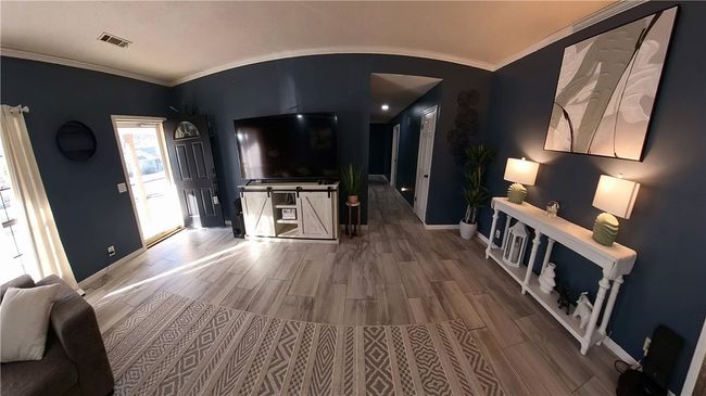 Living Room | Image 13