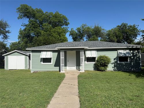 323 Hurt St, Dublin, TX, 76446-1815 | Card Image
