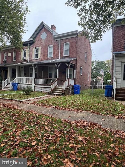 120 3rd Ave, ROEBLING, NJ, 08554-1006 | Card Image