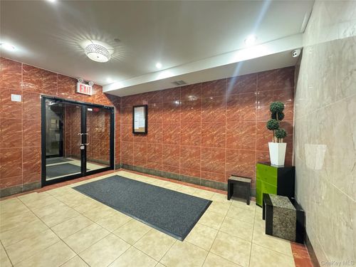 apt-3a-3749 81st St, Jackson Heights, NY, 11372-6962 | Card Image