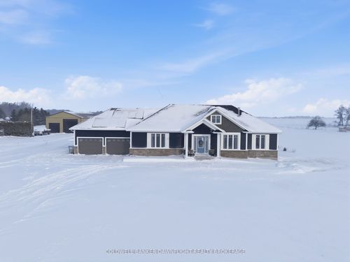 60 Victoria Ave W, Crediton, ON, N0M1M0 | Card Image