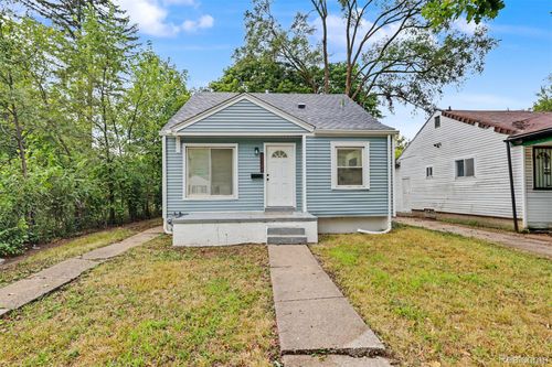 19341 Oakfield St, Detroit, MI, 48235-2213 | Card Image