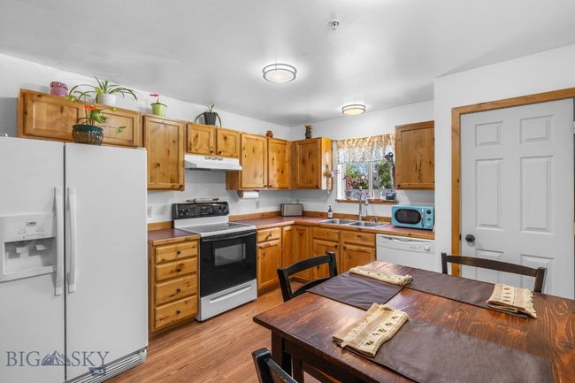 APT-4 - 81 10 Th St, Condo with 2 bedrooms, 1 bathrooms and null parking in Belgrade MT | Image 8