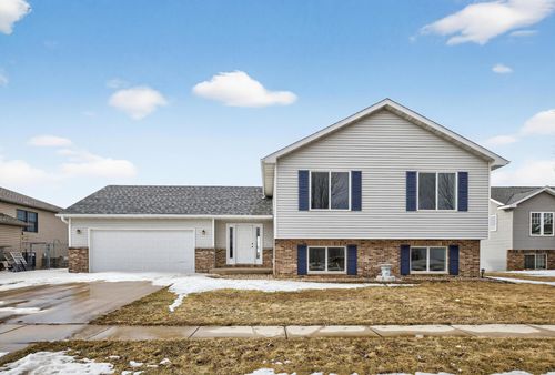 203 10th Ave Se, Kasson, MN, 55944-2402 | Card Image