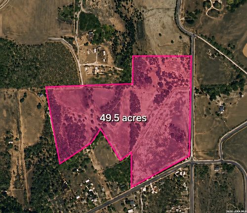 13270 Luckey Rd, Atascosa, TX, 78002-3635 | Card Image