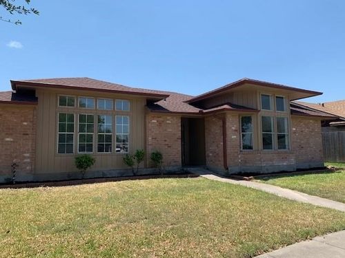 2953 River Crest Rd, Corpus Christi, TX, 78415-5548 | Card Image