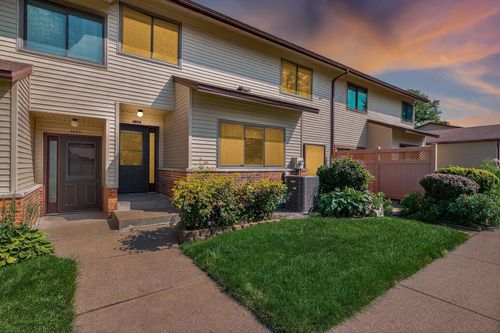 4078 Foss Rd, Saint Anthony, MN, 55421-4566 | Card Image