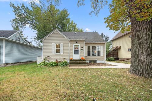 504 Elm St, Farmington, MN, 55024-1104 | Card Image