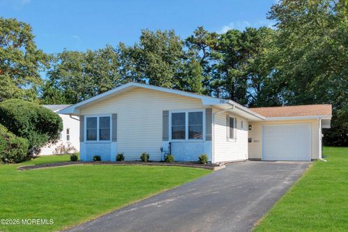 30 Phillips Rd, Brick, NJ, 08724-2441 | Card Image