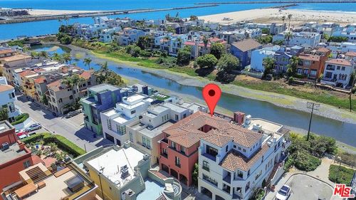 5205 Via Donte, Marina del Rey, CA, 90292 | Card Image