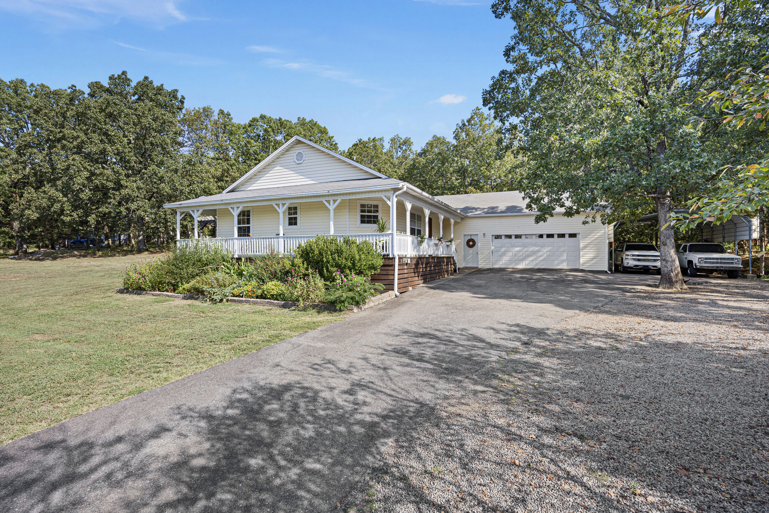 Paradise Acres Rd, Russellville, AR 72802