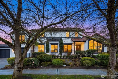 4003 E Newton Street, Seattle, WA, 98112 | Card Image