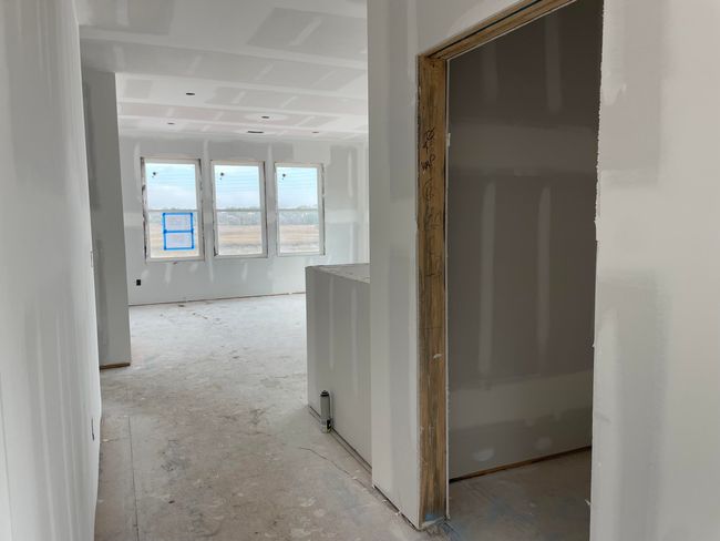 Upstairs Hallway | Image 68