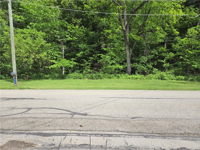 1126 Slate Point Rd, House other with 3 bedrooms, 1 bathrooms and 1 parking in Vandergrift PA | Image 40
