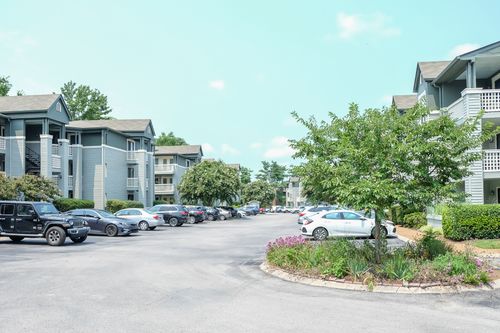 283-283 Hillsboro Pl, Nashville, TN, 37215-1338 | Card Image