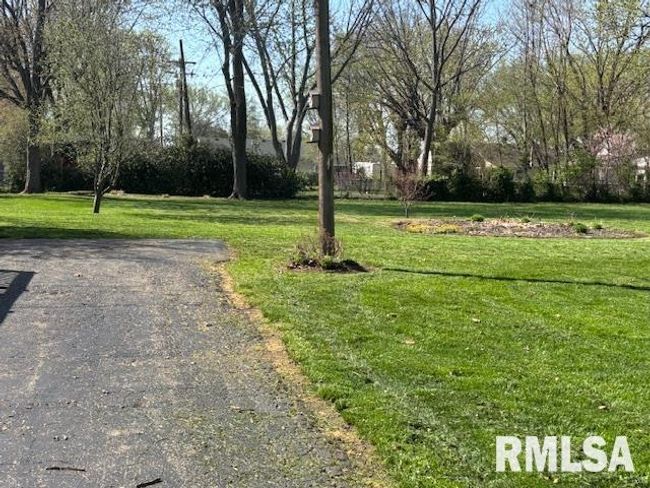 3 Wheeler Ct, House other with 2 bedrooms, 2 bathrooms and null parking in Springfield IL | Image 30