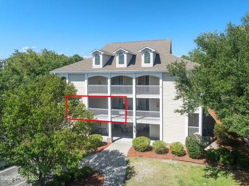 1403-3350 Club Villa Dr Se, Southport, NC, 28461-8137 | Card Image
