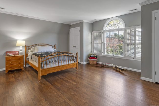 31 Lakeview Ave, Condo with 4 bedrooms, 4 bathrooms and null parking in New Canaan CT | Image 24