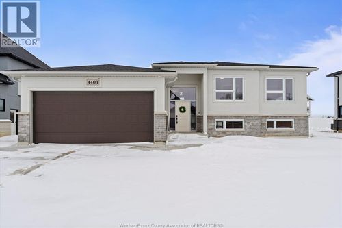 4403 Belmont Ave, Comber, ON, N0P1J0 | Card Image