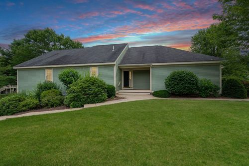 23 Gleneagle Dr, Bedford, NH, 03110-6134 | Card Image