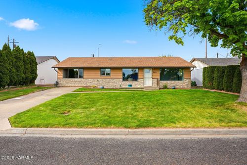 5401 Cascade Dr, Yakima, WA, 98908 | Card Image