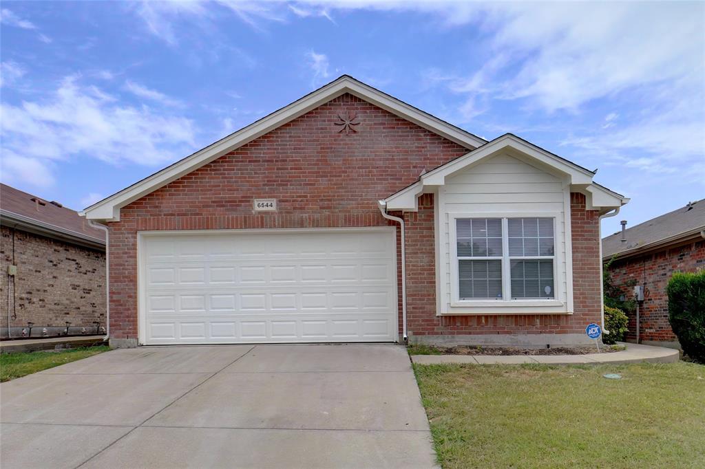 Geneva Ln, Fort Worth, TX 76131