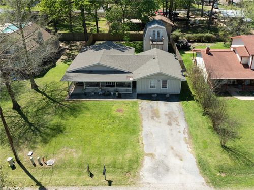 145 Inlet Dr, Livingston, TX, 77351-8953 | Card Image