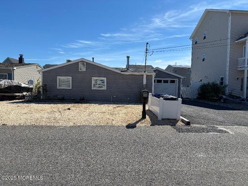 36 Sands Point Rd, Waretown, NJ, 08758-1643 | Card Image