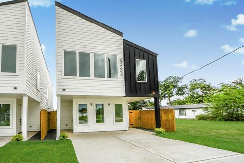 932 South Ln, Houston, TX, 77088-6146 | Card Image