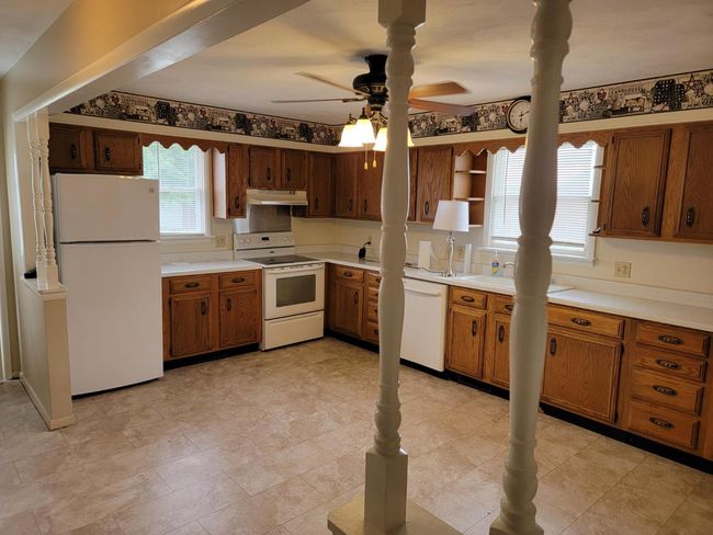 12076 N State Road 101, House other with 4 bedrooms, 1 bathrooms and null parking in Sunman IN | Image 17