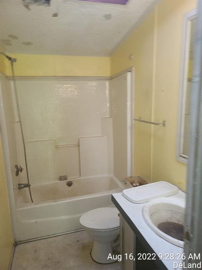 43041 Jewell Dr, House other with 3 bedrooms, 2 bathrooms and null parking in DELAND FL | Image 14