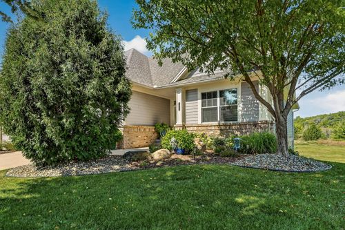 3887 Berkshire Rd Sw, Rochester, MN, 55902-1737 | Card Image