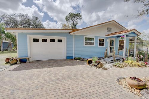 290 Mitnik Dr, Deltona, FL, 32738-9343 | Card Image